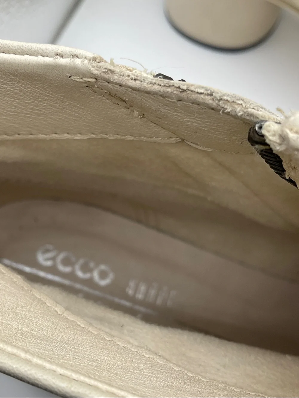 Ecco Women's Cream Front-Zip Platform Ankle Booties, Size 37 6/6.5 small mark.
